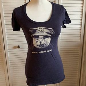 ModCloth kittie cop graphic tee M